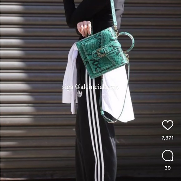 Adidas Original Track pants Man size M, Female size L, mint condition - Picture 12 of 16